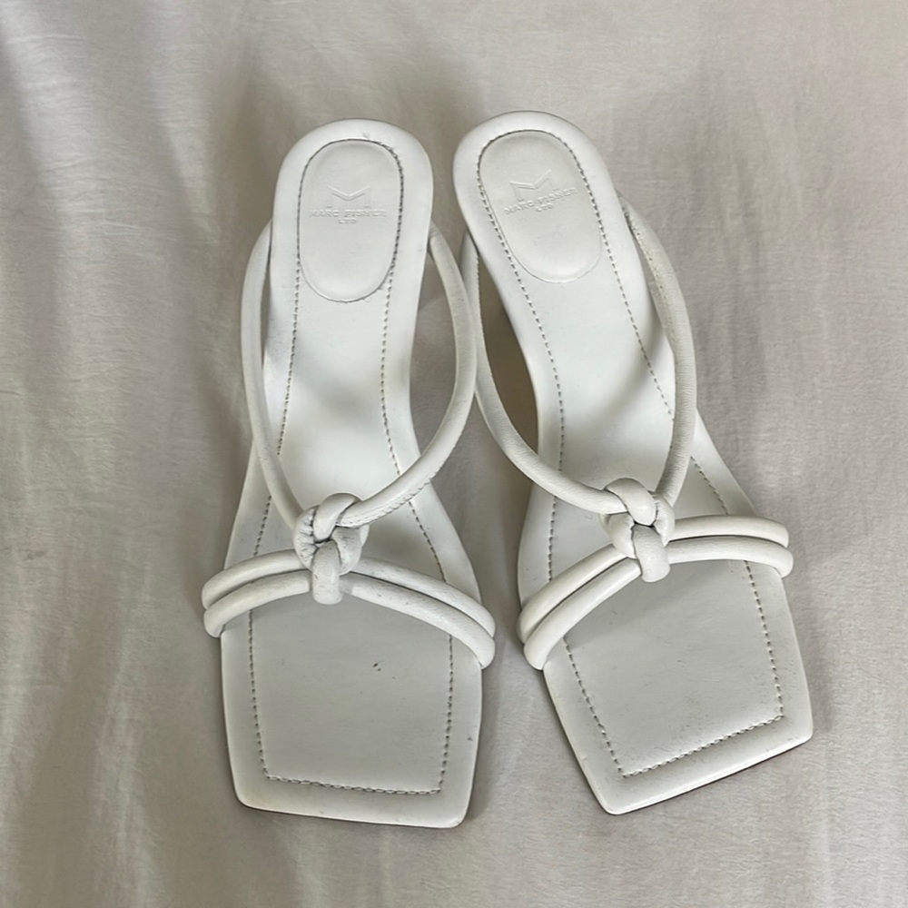 Great condition marc fisher heels